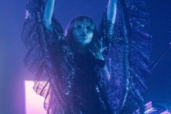 CHVRCHES-by-Michelle-Castillo-12