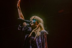 CHVRCHES-by-Michelle-Castillo-5