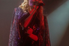 CHVRCHES-by-Michelle-Castillo-7