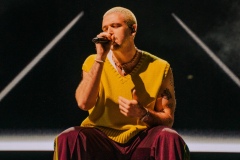 Lauv-by-Michelle-Castillo-28