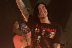 Sleeping-with-Sirens-by-Michelle-Castillo-@neonicreative0851